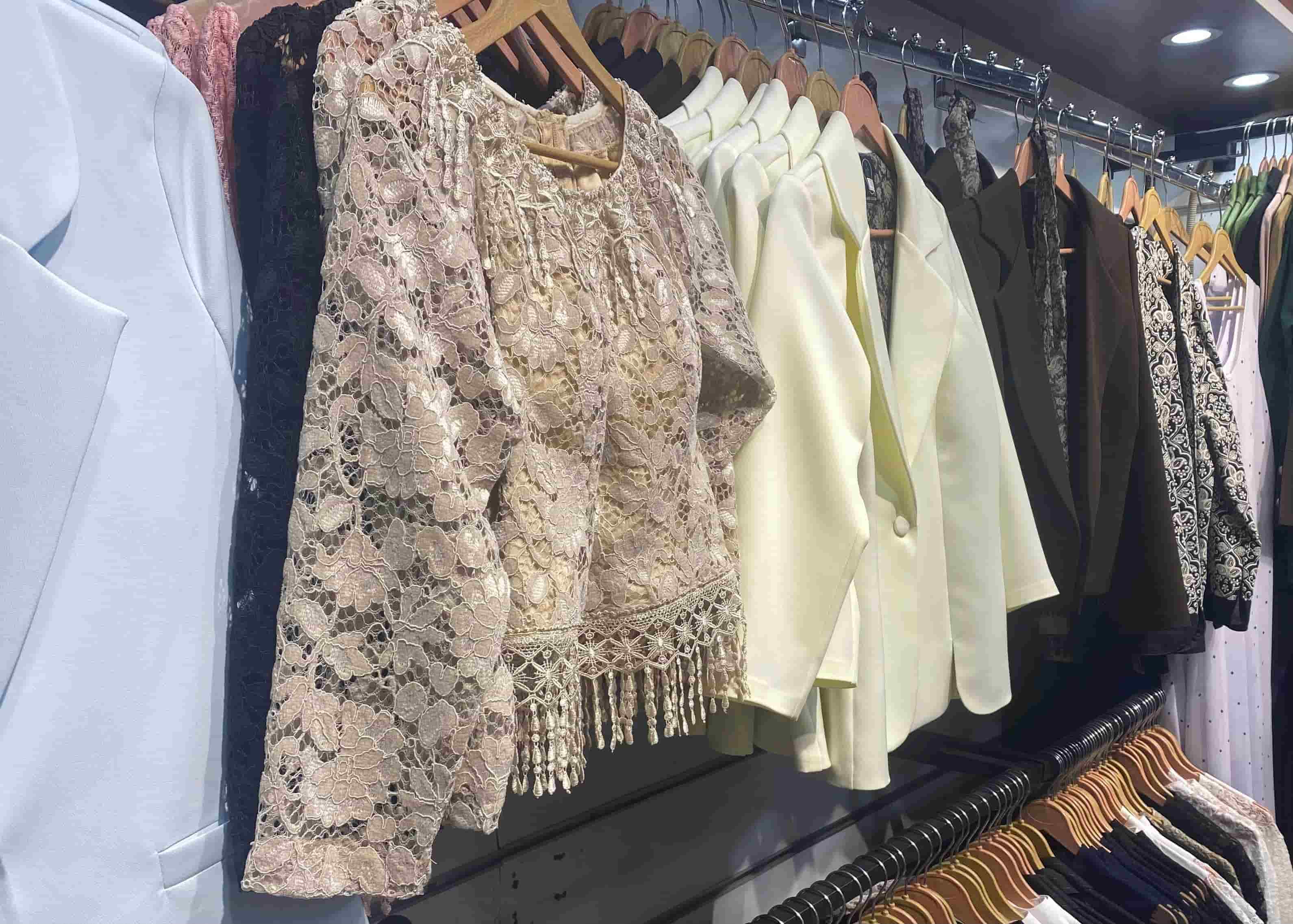 بهترین فروشگاه لباس زنانه