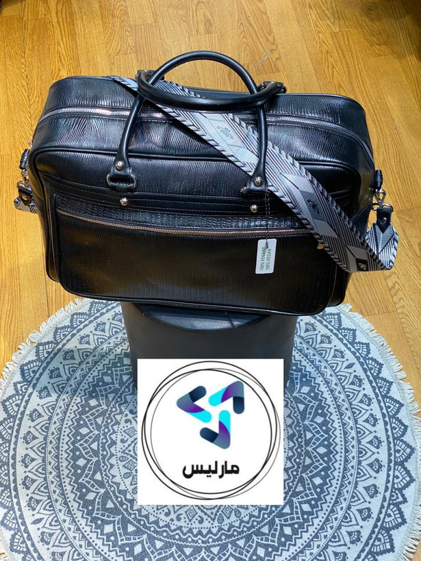 ساک زنانه مارلیس طرح چرم داخل آستر دار با متریال وارداتی با ابعاد 30*48 سانتی متر