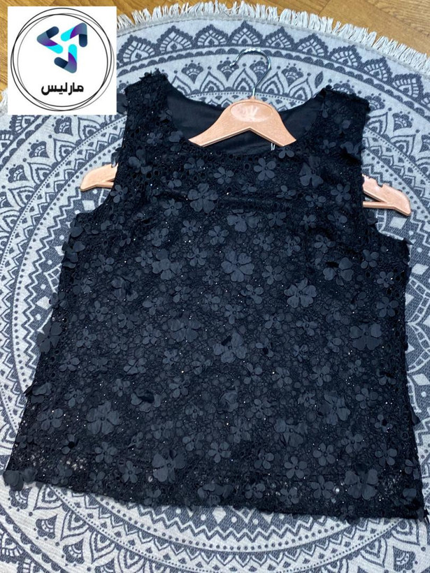 تاپ زنانه مارلیس با پارچه گیپور وارداتی گل دار تمام آستر