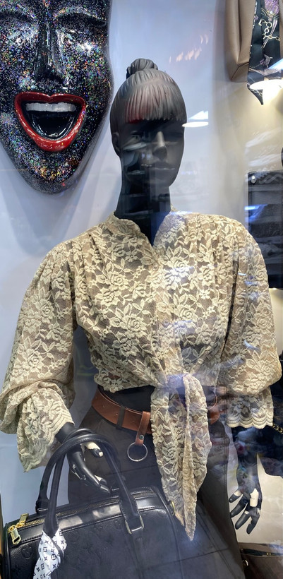 شومیز زنانه مارلیس با پاچه گیپور شاین دار جلو گره ای با پارچه ترک